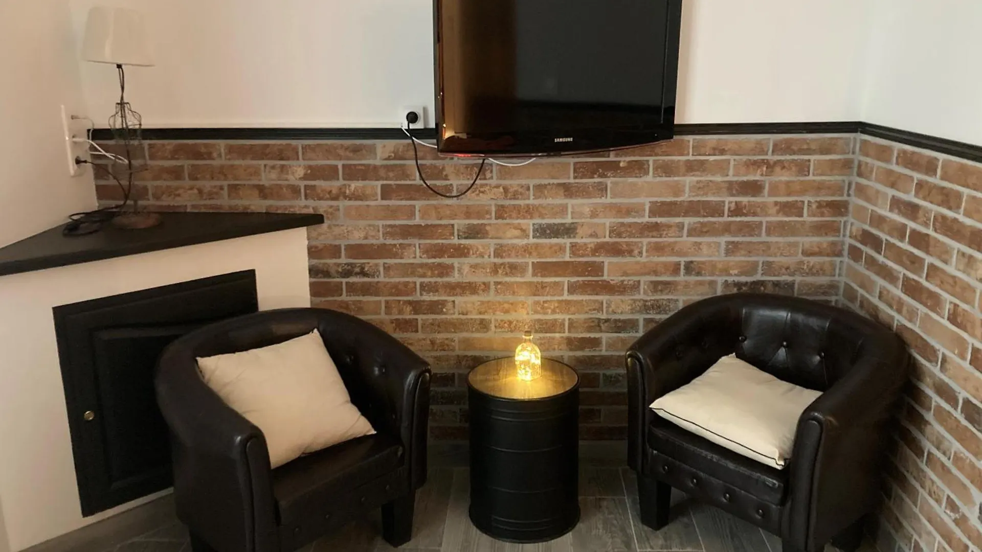 Les Lofts Bed & Breakfast L'Isle-sur-la-Sorgue