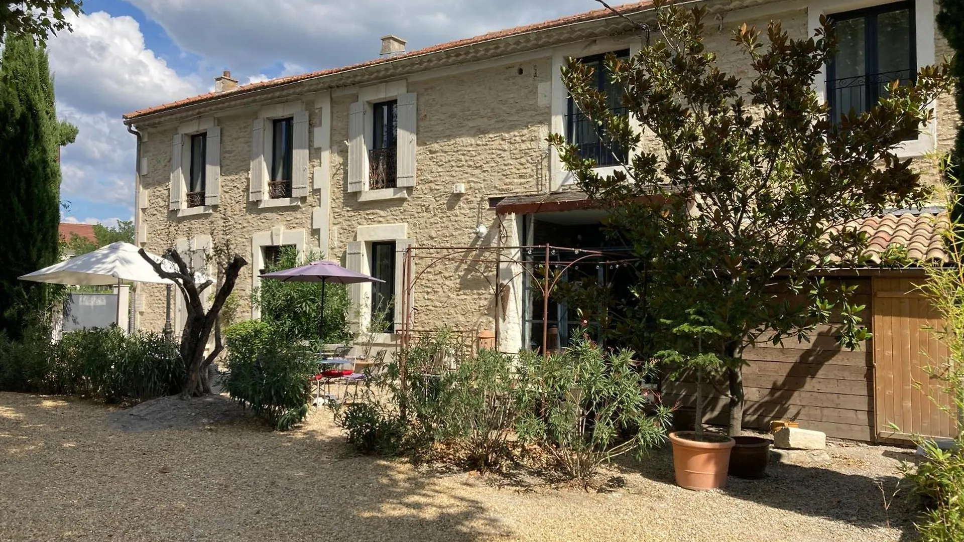 Bed and Breakfast Les lofts à LʼIsle-sur-la-Sorgue Couette-café