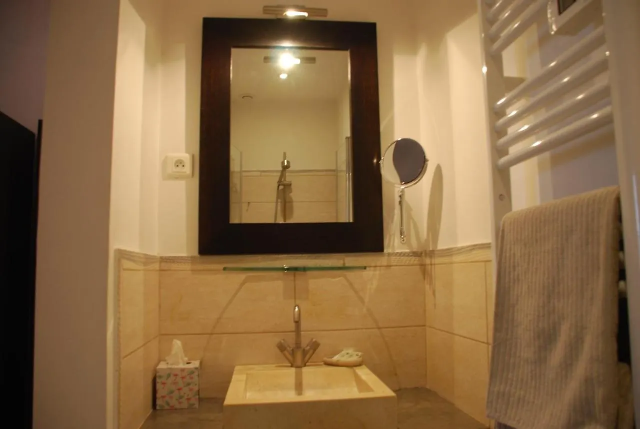 Les Lofts Bed & Breakfast L'Isle-sur-la-Sorgue